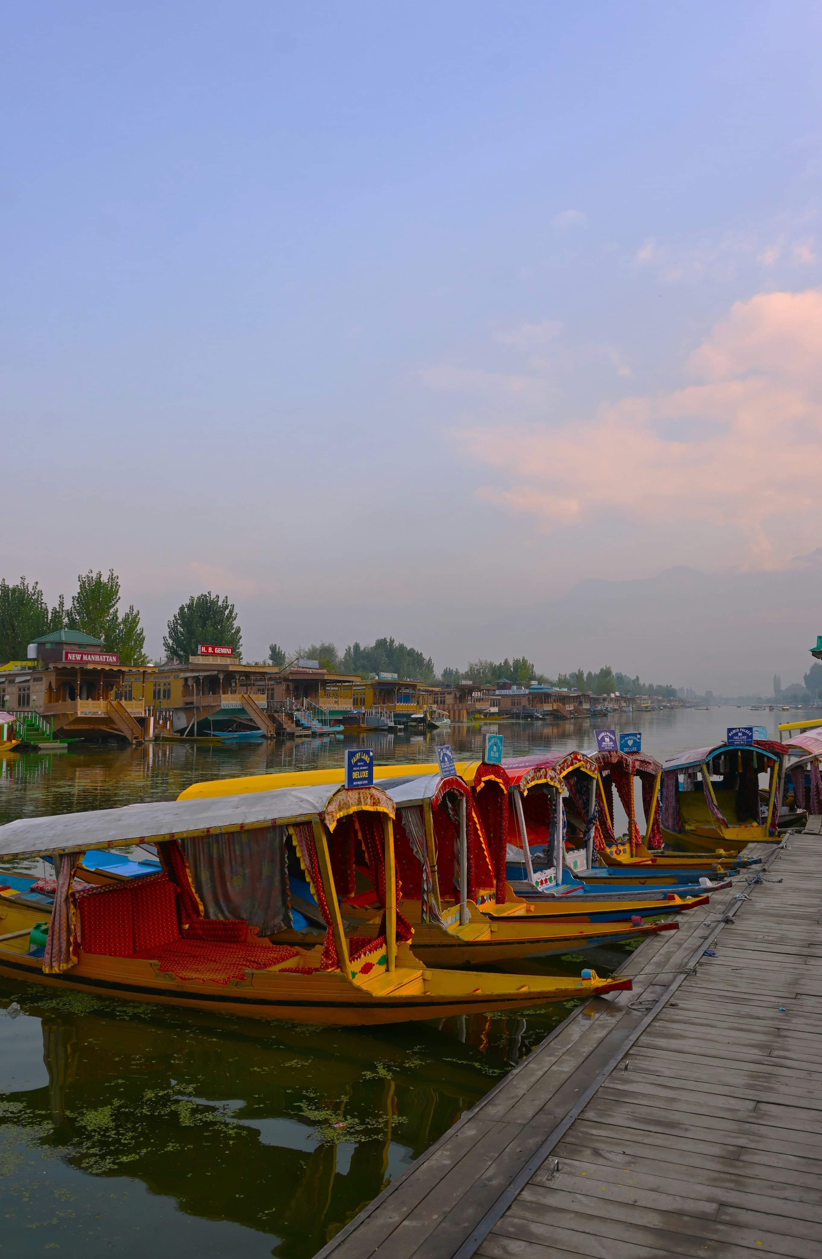 Kashmir & Vaishno Devi Tour Package visual card