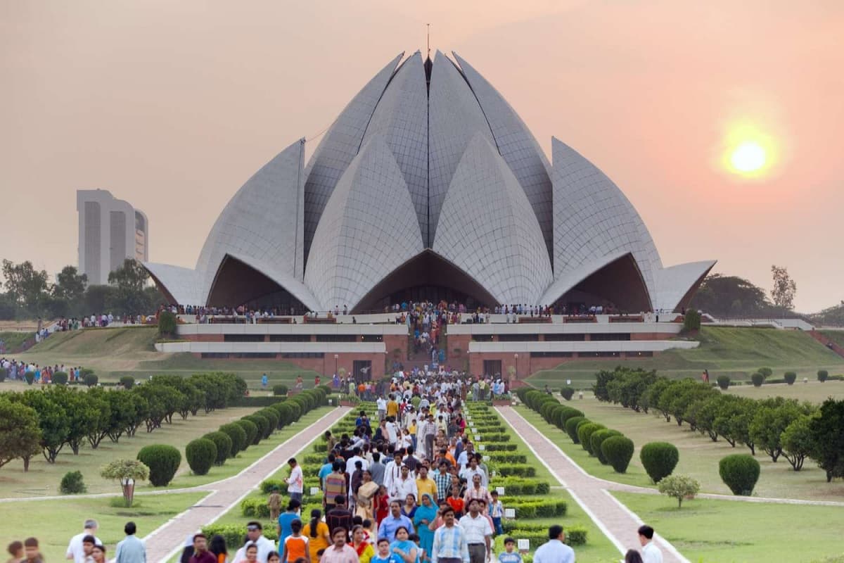 Delhi UP Tour Package scenic backdrop