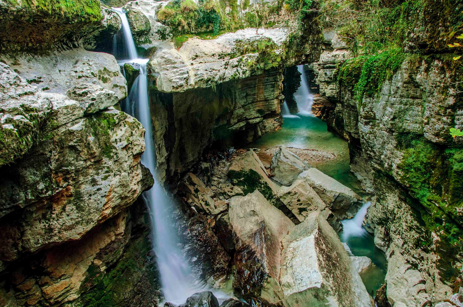 Georgia Tour Package signature view