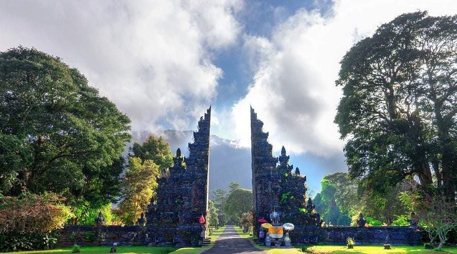 Bali Indonesia Tour Package scenic backdrop