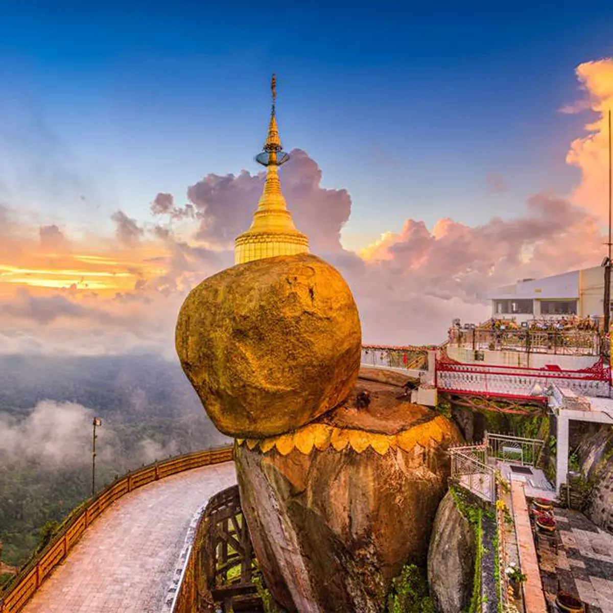Myanmar Tour Package signature view
