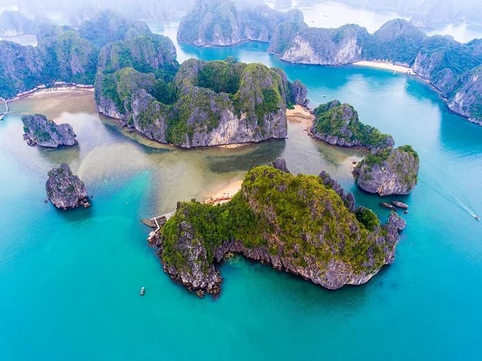 Vietnam Tour Package scenic backdrop
